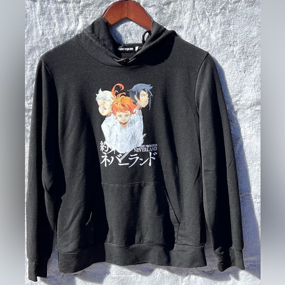 Fancyqube Animee character hooded sweatshirt Youth M